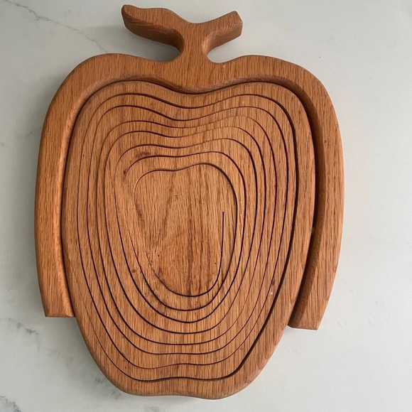 Sherrell Lewis Beautiful Folding Solid Wood Fruit Bowl Basket Apple Shape - Picture 7 of 11